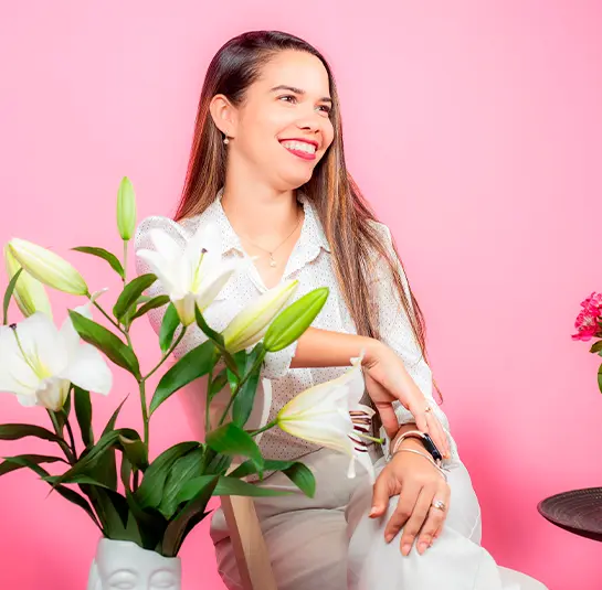 ESTEFANY BRETÓN - FLORISTA EN SANTIAGO DE LOS CABALLEROS